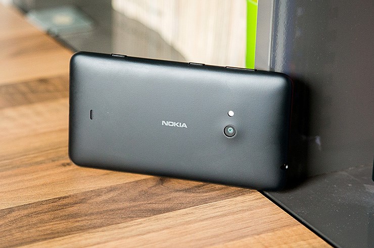 Nokia Lumia 625 (5).jpg